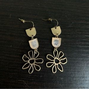 Flower Dangle Earrings